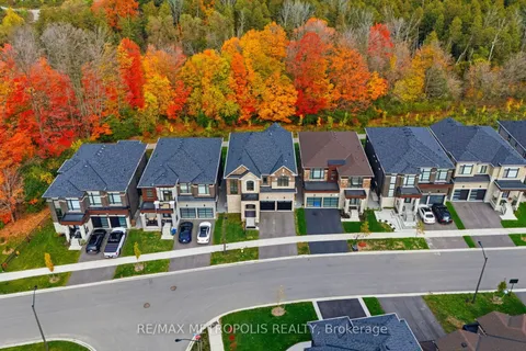 35 Fruitful Crescent, ON L1P 0N3