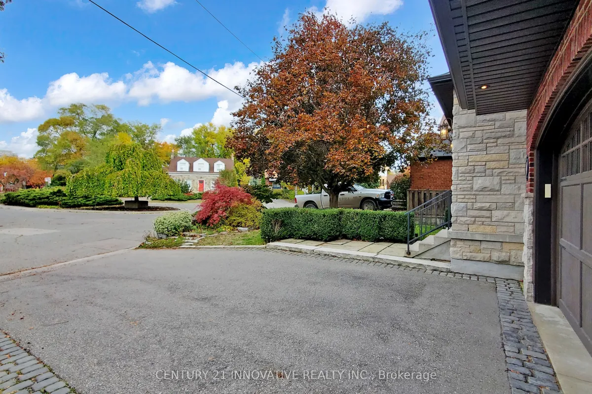 1 Dustan Crescent, ON M4J 4G4