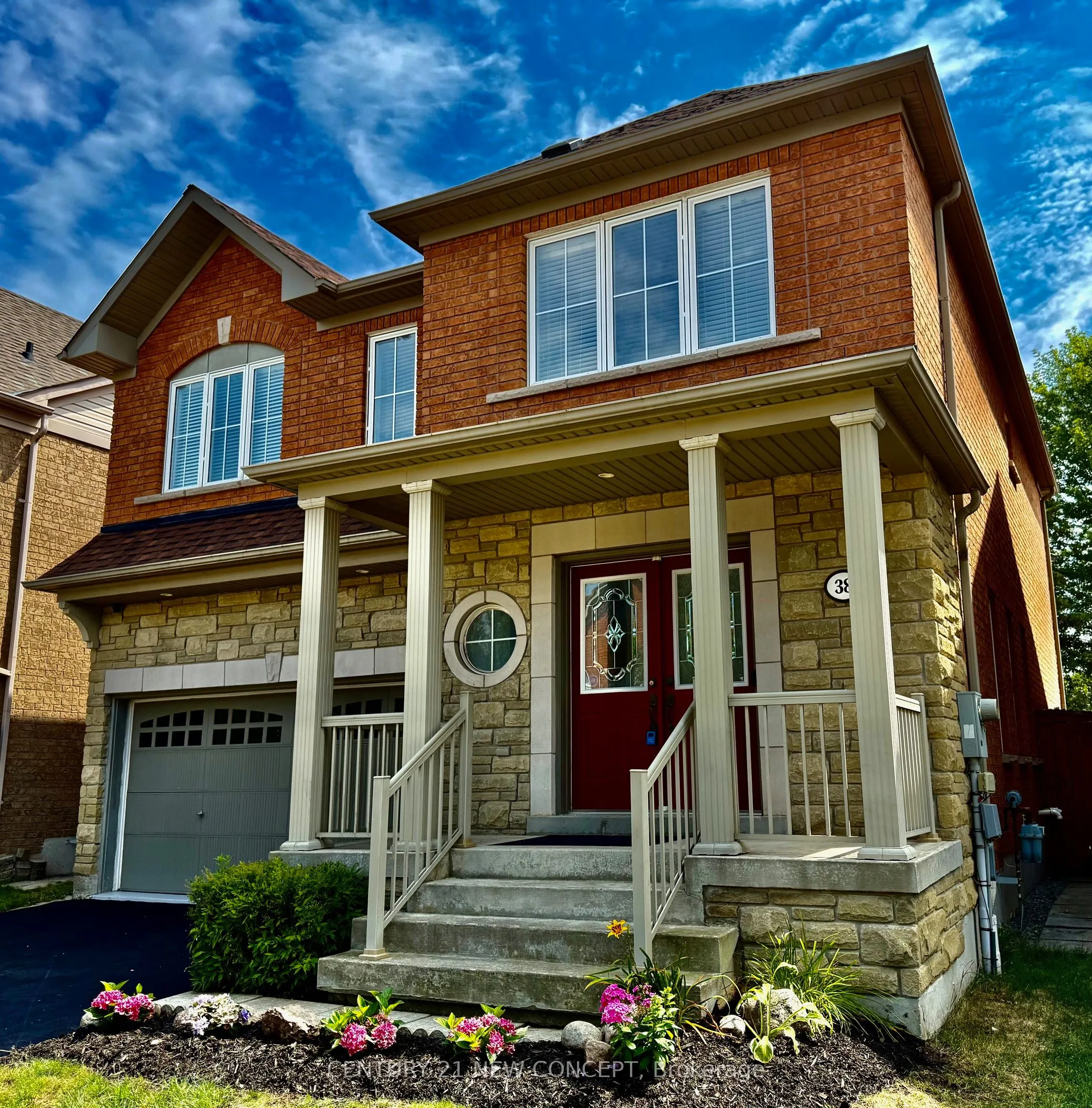 38 Ryder Crescent, ON L1Z 1X9