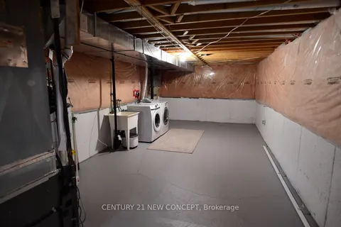 38 Ryder Crescent, ON L1Z 1X9