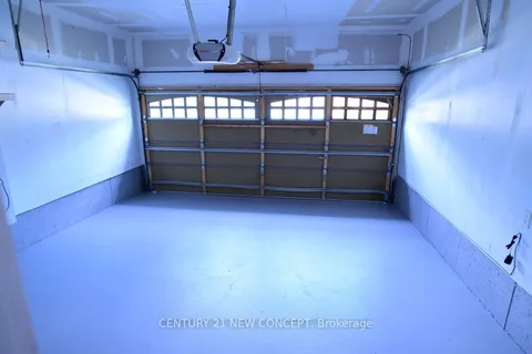 38 Ryder Crescent, ON L1Z 1X9