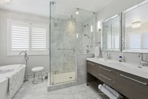 4 Strickland Drive, ON L1T 3Y7