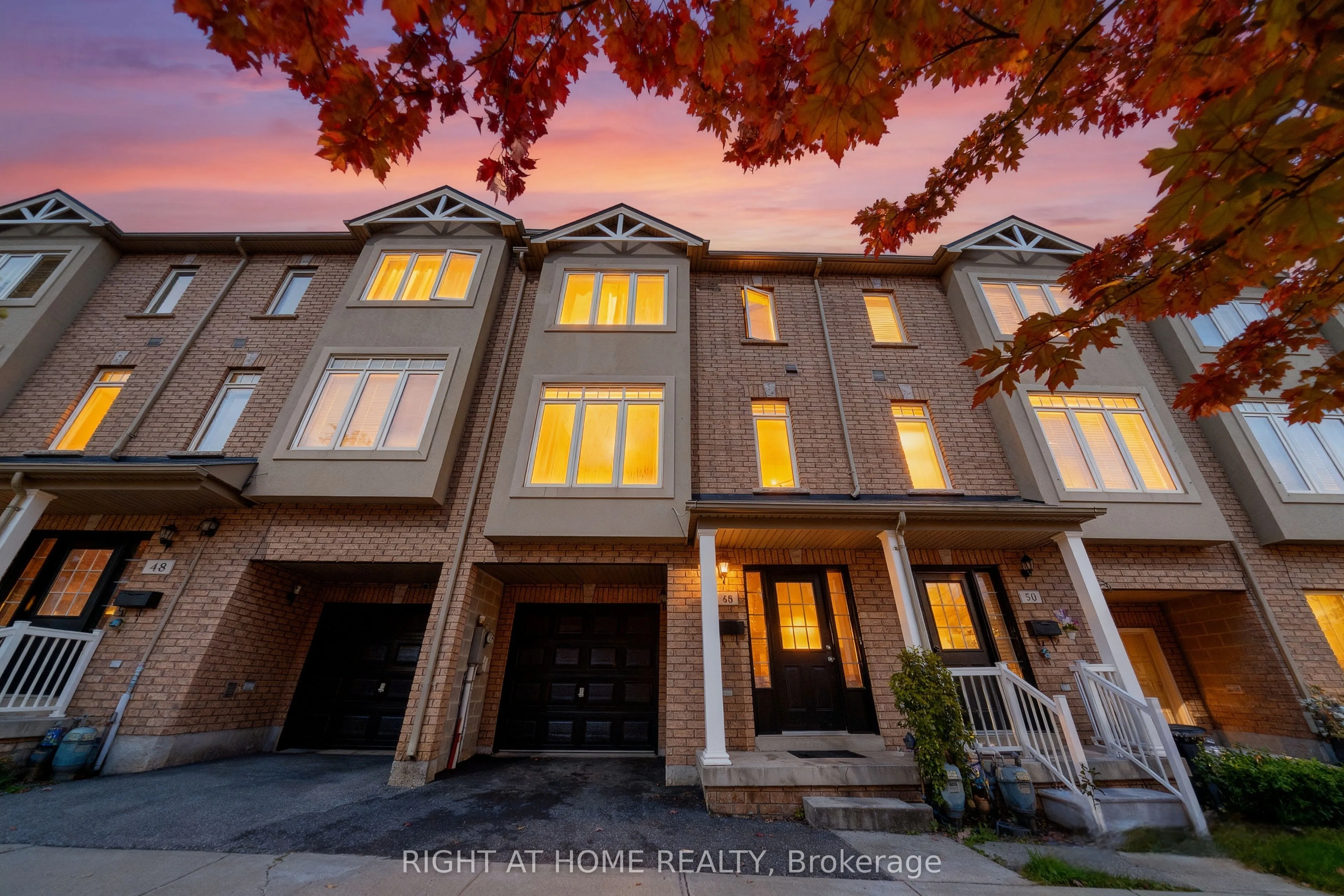 48 Curran Hall Crescent, ON M1G 0A2