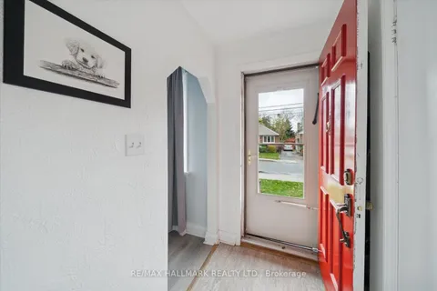 16 Park Street, ON M1N 2N2