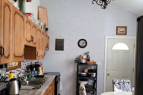 121 Pandora Circle, ON M1H 1V8