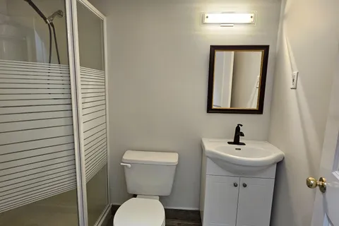 19 Greenfield Crescent, ON L1N 7G2