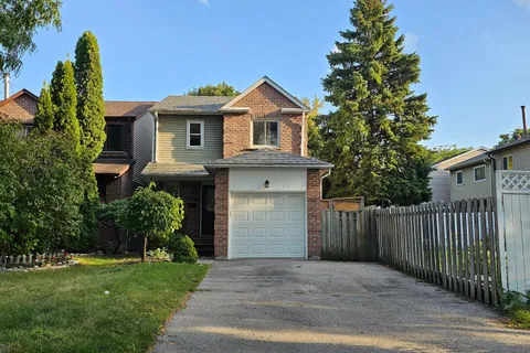 19 Greenfield Crescent, ON L1N 7G2