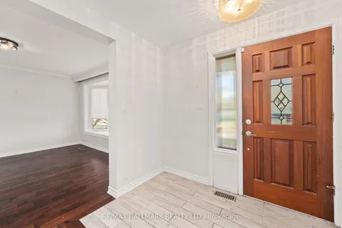 16 Stanwell Drive, ON M1P 4H5