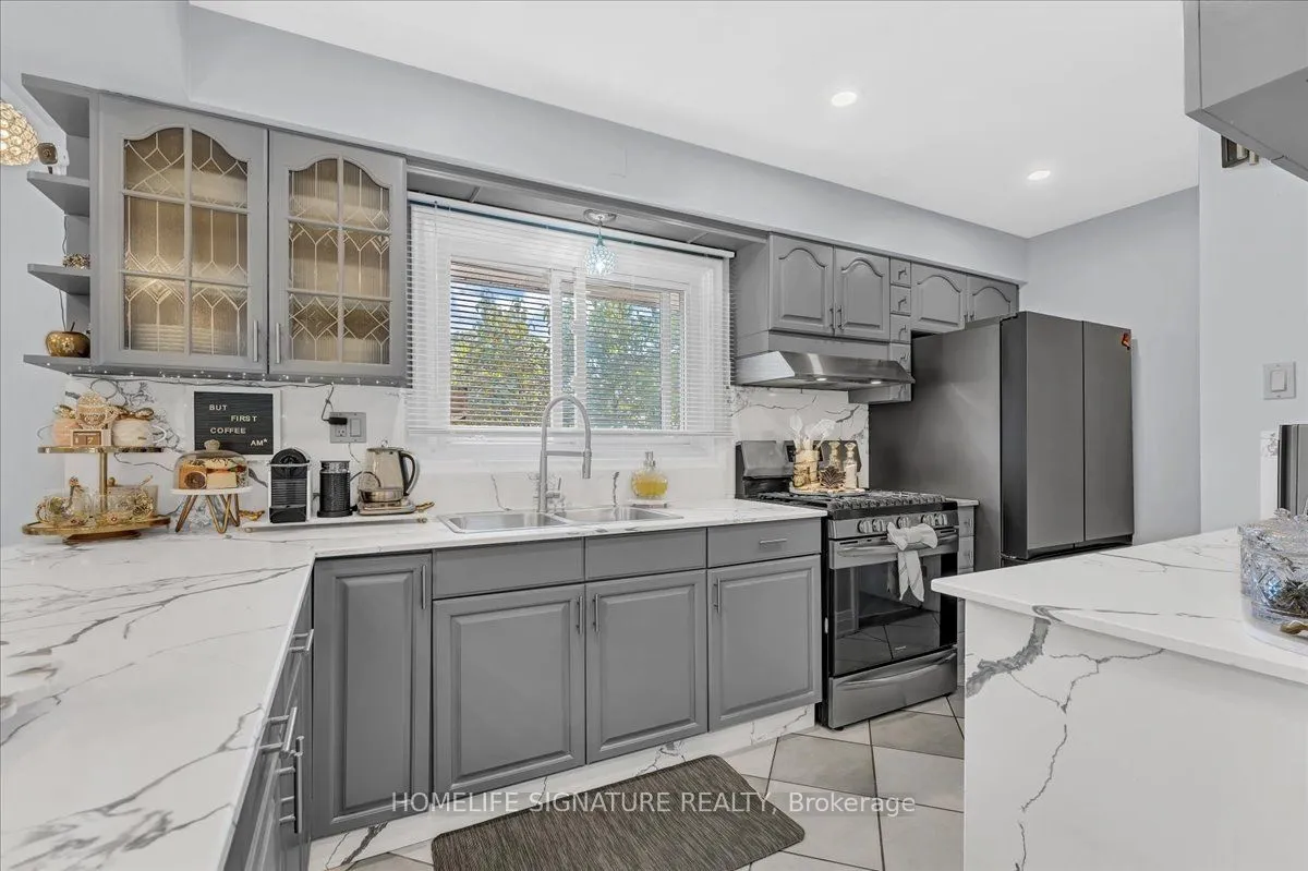 83 Pachino Boulevard, ON M1R 4J8