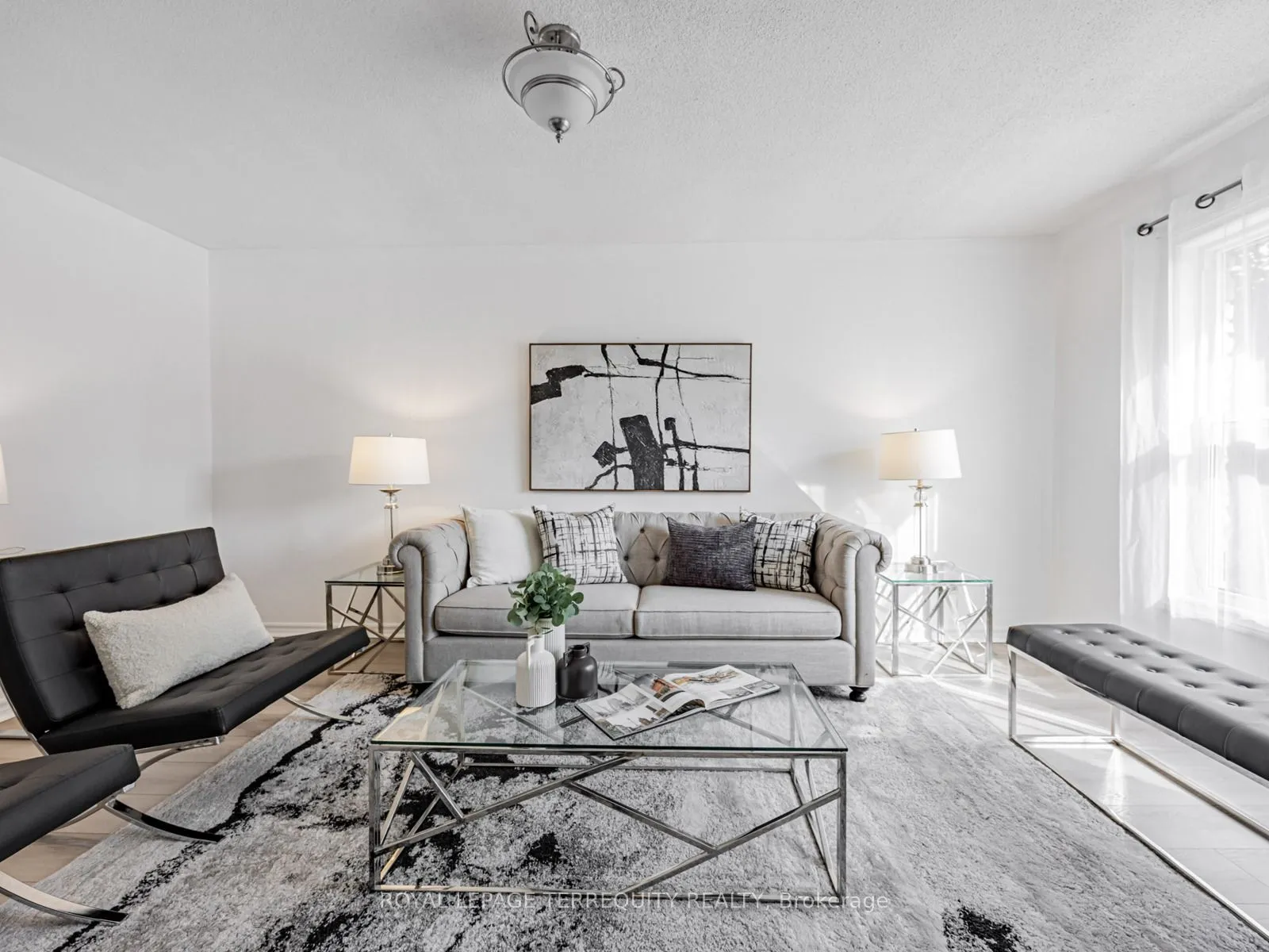 1858 Shadybrook Drive, ON L1V 3A8