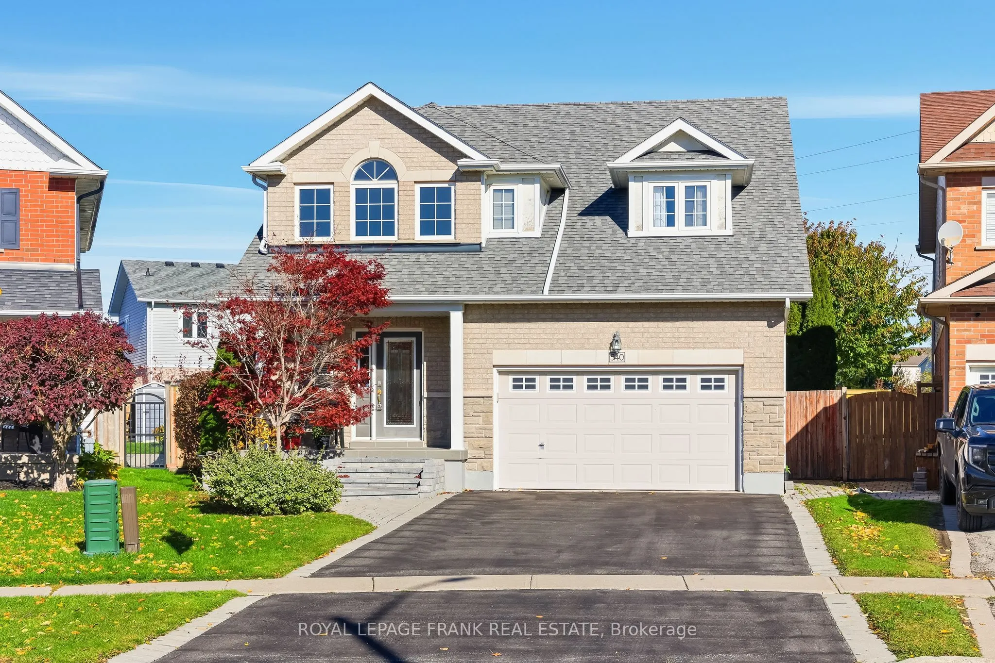 540 Woodmount Crescent, ON L1K 2T1