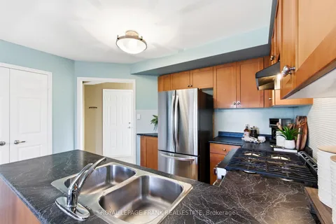 540 Woodmount Crescent, ON L1K 2T1