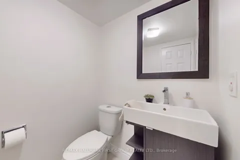 54 Davies Crescent, ON L1N 8X5