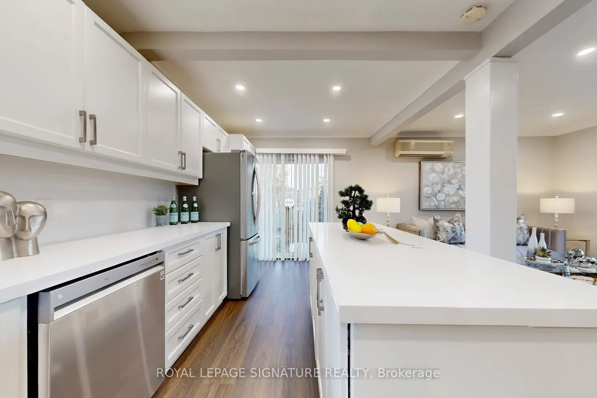 2 Kilpatrick Place, ON M1R 2A8