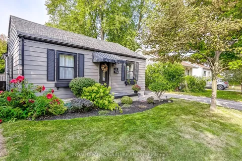 26 George Street, ON L1S 1S5