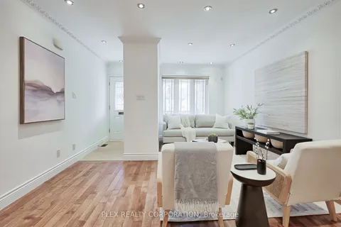 192 Coxwell Avenue, ON M4L 3B2