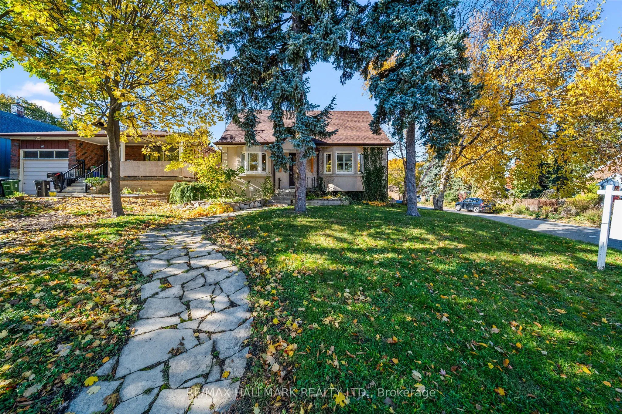 128 Harewood Avenue, ON M1M 2R5