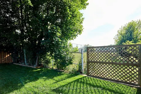 128 Harewood Avenue, ON M1M 2R5