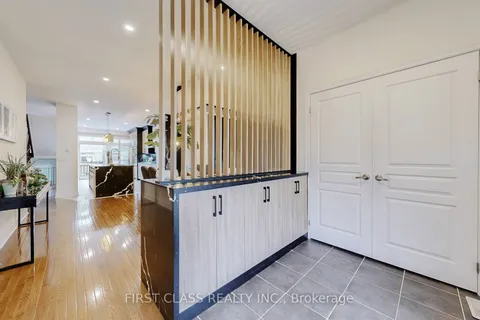 57 Bambridge Street, ON L1Z 1R2