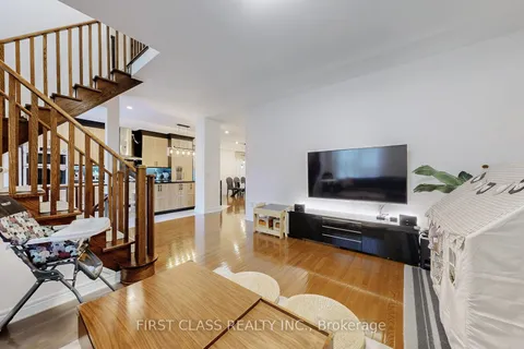 57 Bambridge Street, ON L1Z 1R2