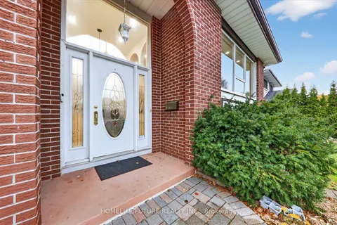 790 Ferndale Street, ON L1J 5L7