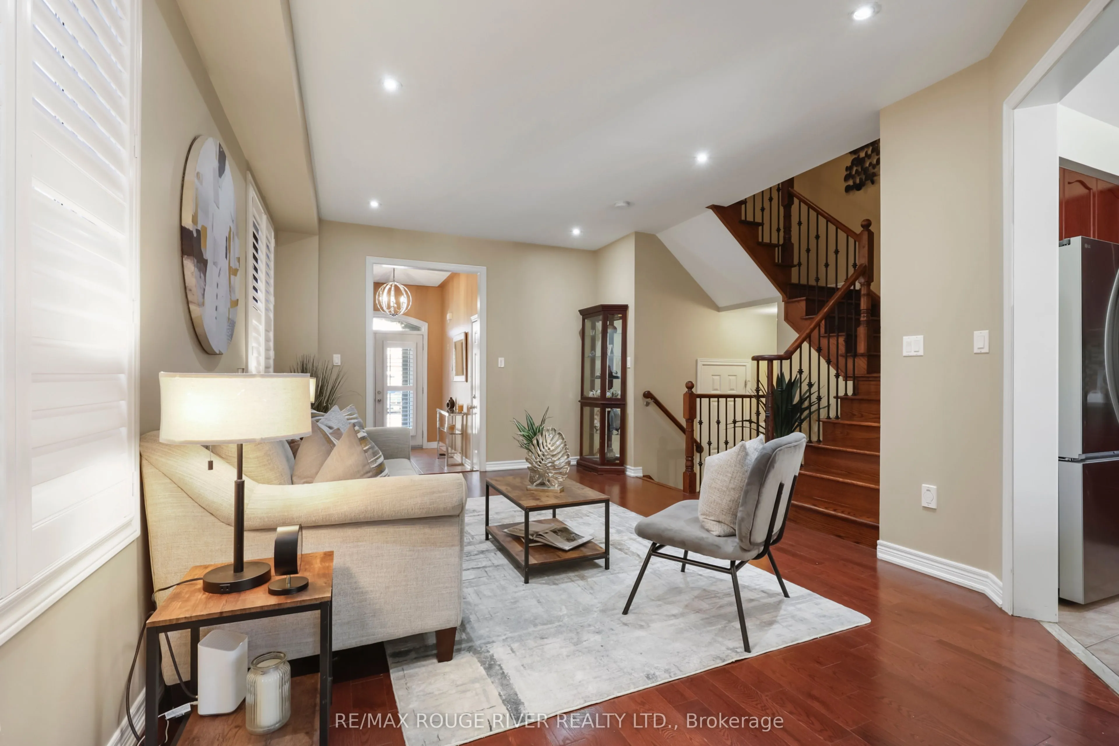 1932 Treetop Way, ON L1V 0B4