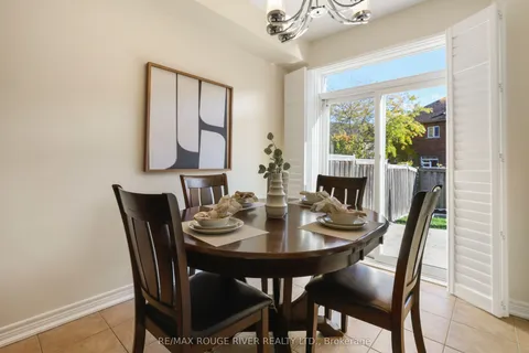 1932 Treetop Way, ON L1V 0B4