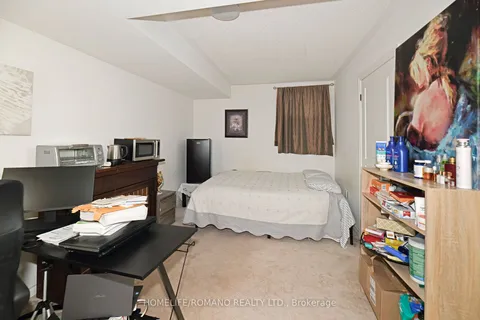 33 Comfort Way, ON L1N 2K6