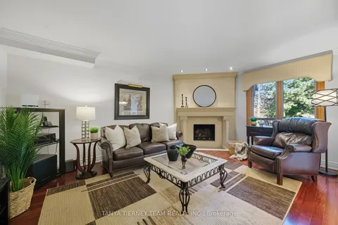 33 Simms Drive, ON L1T 3J5