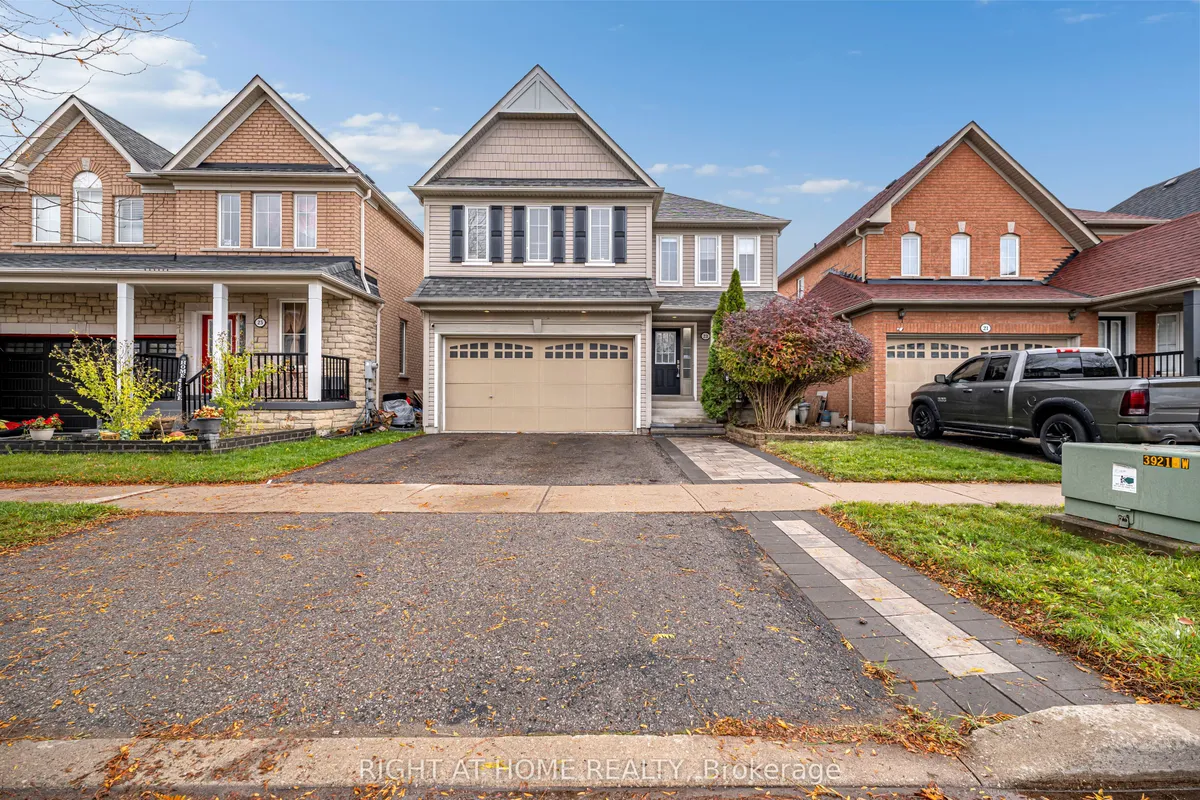 23 Tiller Street, ON L1Z 1X8