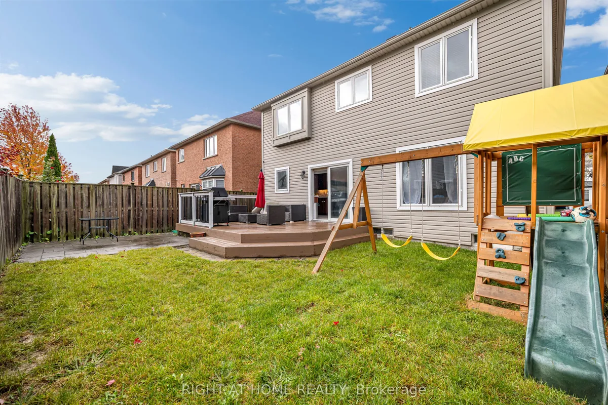 23 Tiller Street, ON L1Z 1X8