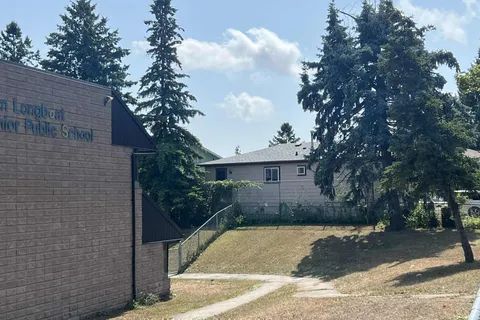 33 Crow Trail, ON M1B 1X6