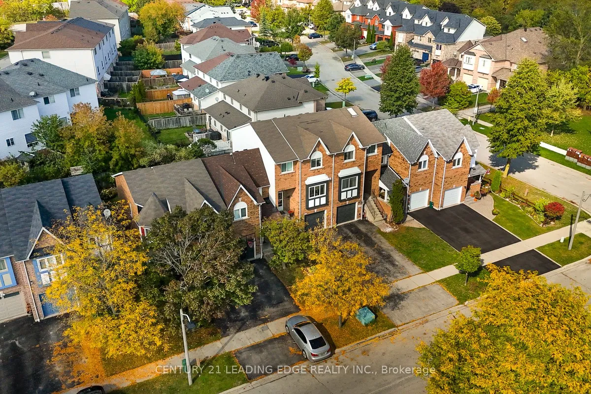 330 Sparrow Circle, ON L1V 6Y3