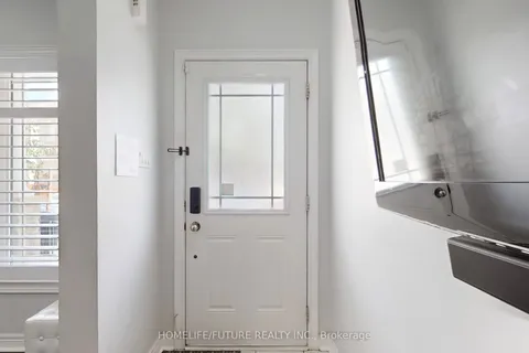 44 Arfield Avenue, ON L1Z 0G5