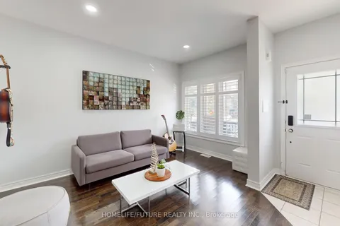 44 Arfield Avenue, ON L1Z 0G5