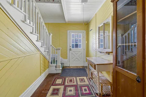 132 High Street, ON L1C 3B7