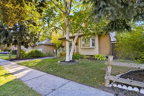 10 Roosevelt Avenue, ON L1S 2L2