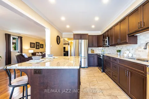 78 Bonnycastle Drive, ON L1C 4S9