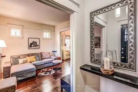 13 Sutherland Avenue, ON M4C 1R8