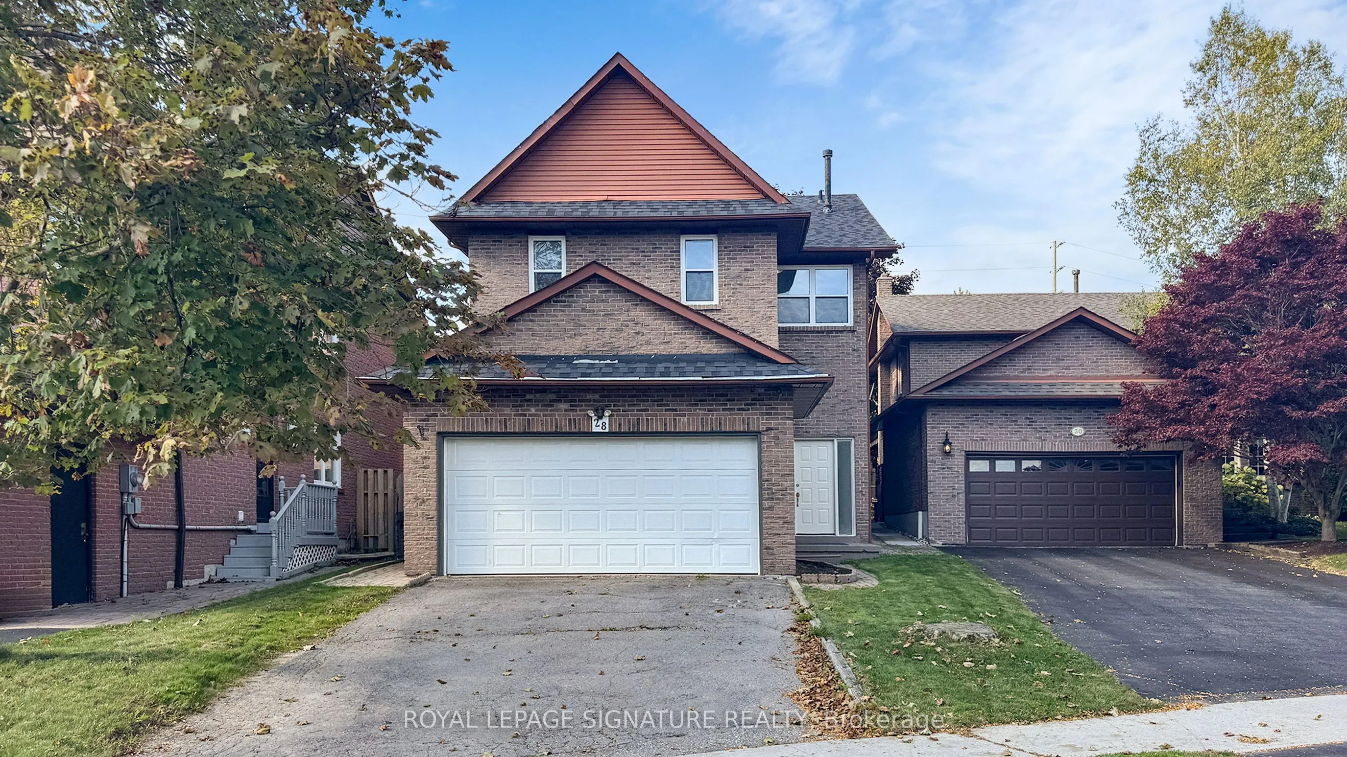 28 Longfellow Court, ON L1N 6V7