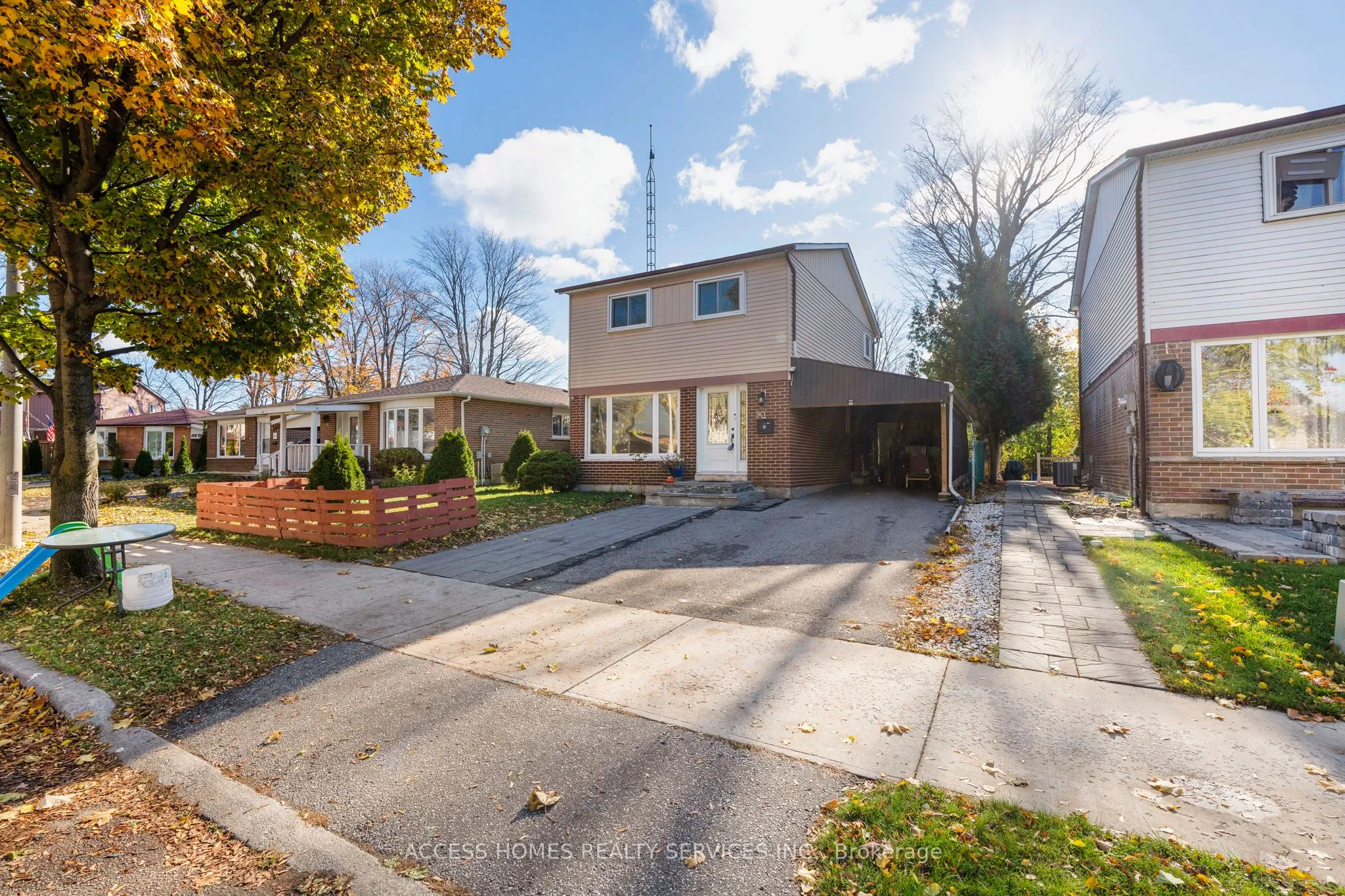 90 Dunsfold Drive, ON M1B 1T6