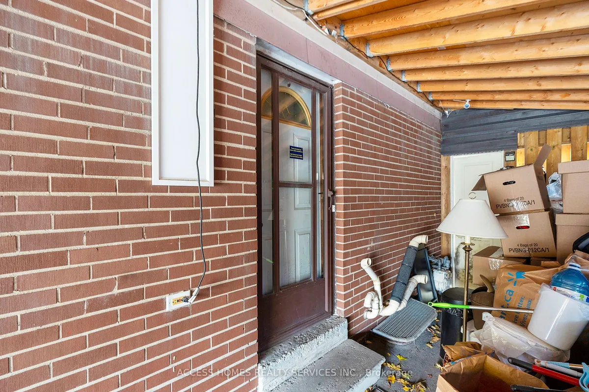 90 Dunsfold Drive, ON M1B 1T6