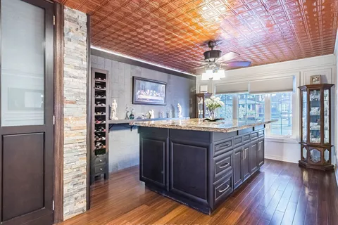 172 Melissa Crescent, ON L1N 8G8