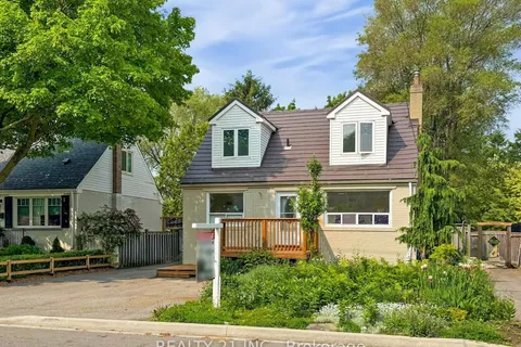 98 Natal Avenue, ON M1N 3V6