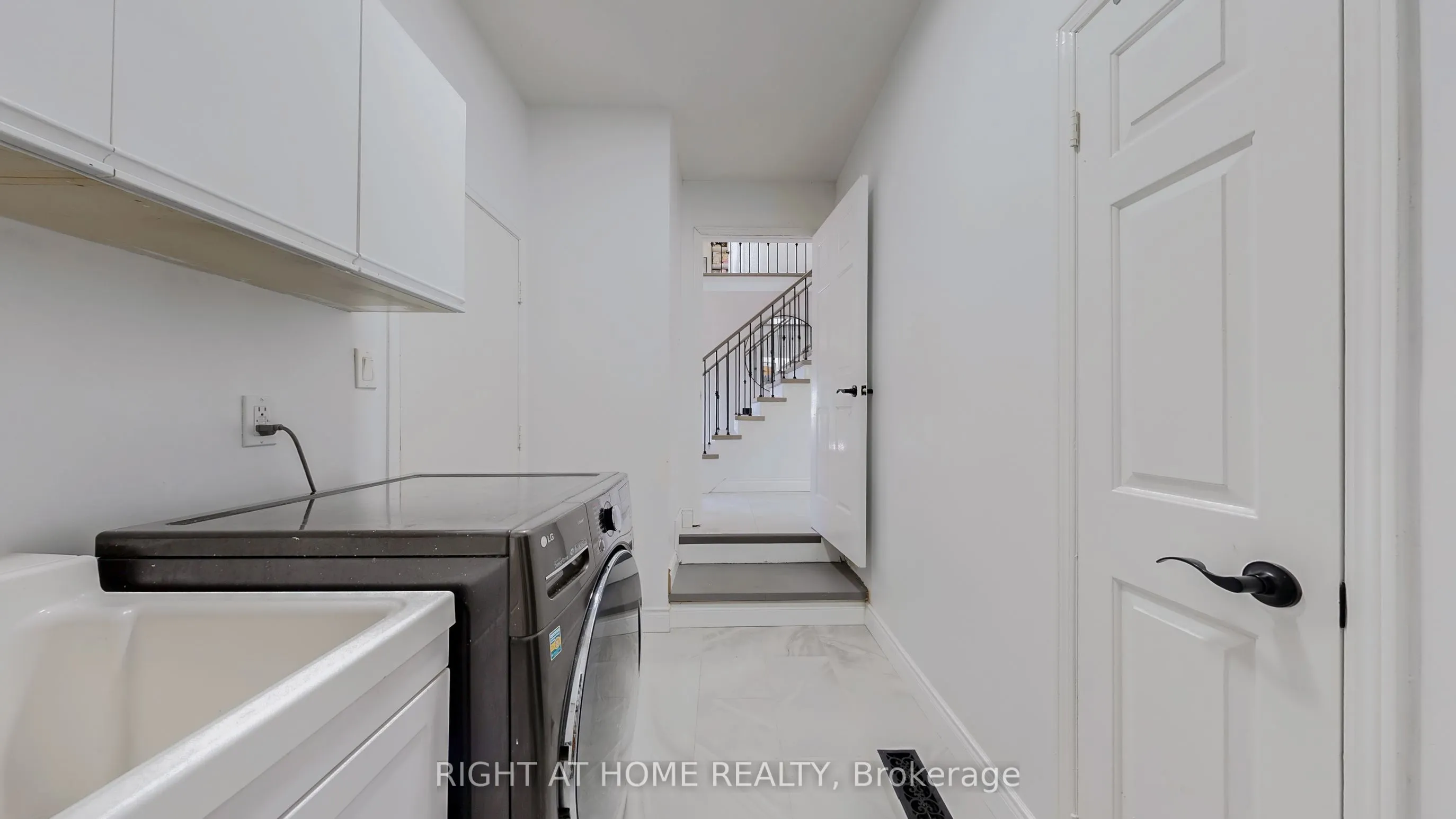 1590 Major Oaks Road, ON L1X 2G9