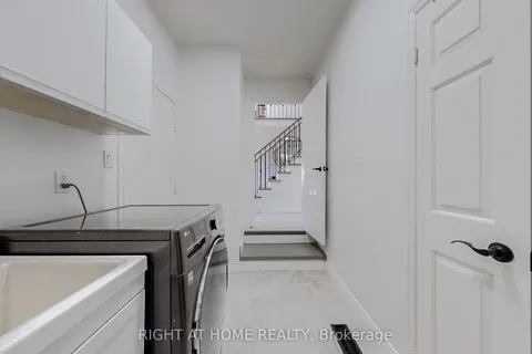 1590 Major Oaks Road, ON L1X 2G9