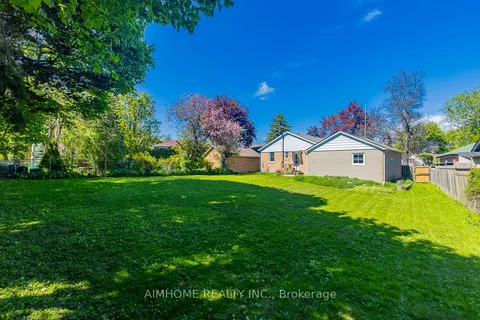 12 Canham Crescent, ON M1S 2H6