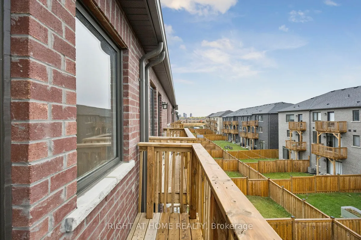 61 Douet Lane, ON L1Z 0V4