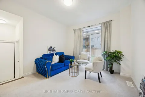 61 Douet Lane, ON L1Z 0V4