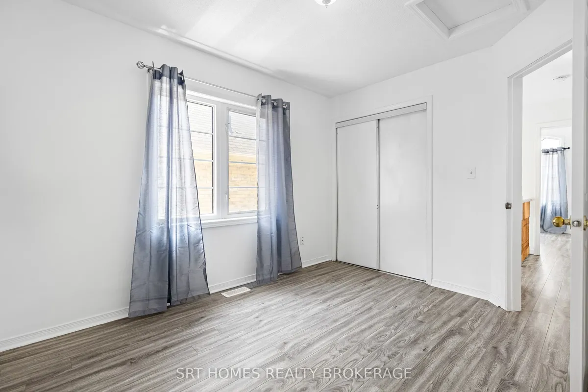 21 Webbford Street, ON L1S 0A8